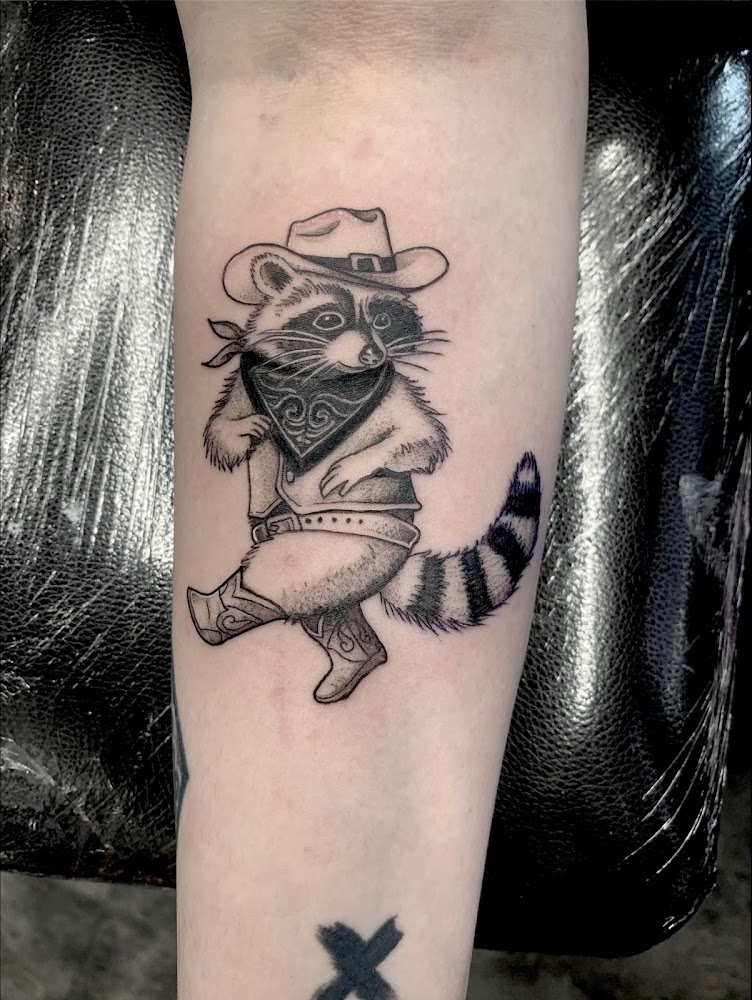 London Heart - Tattoo studio Camden town